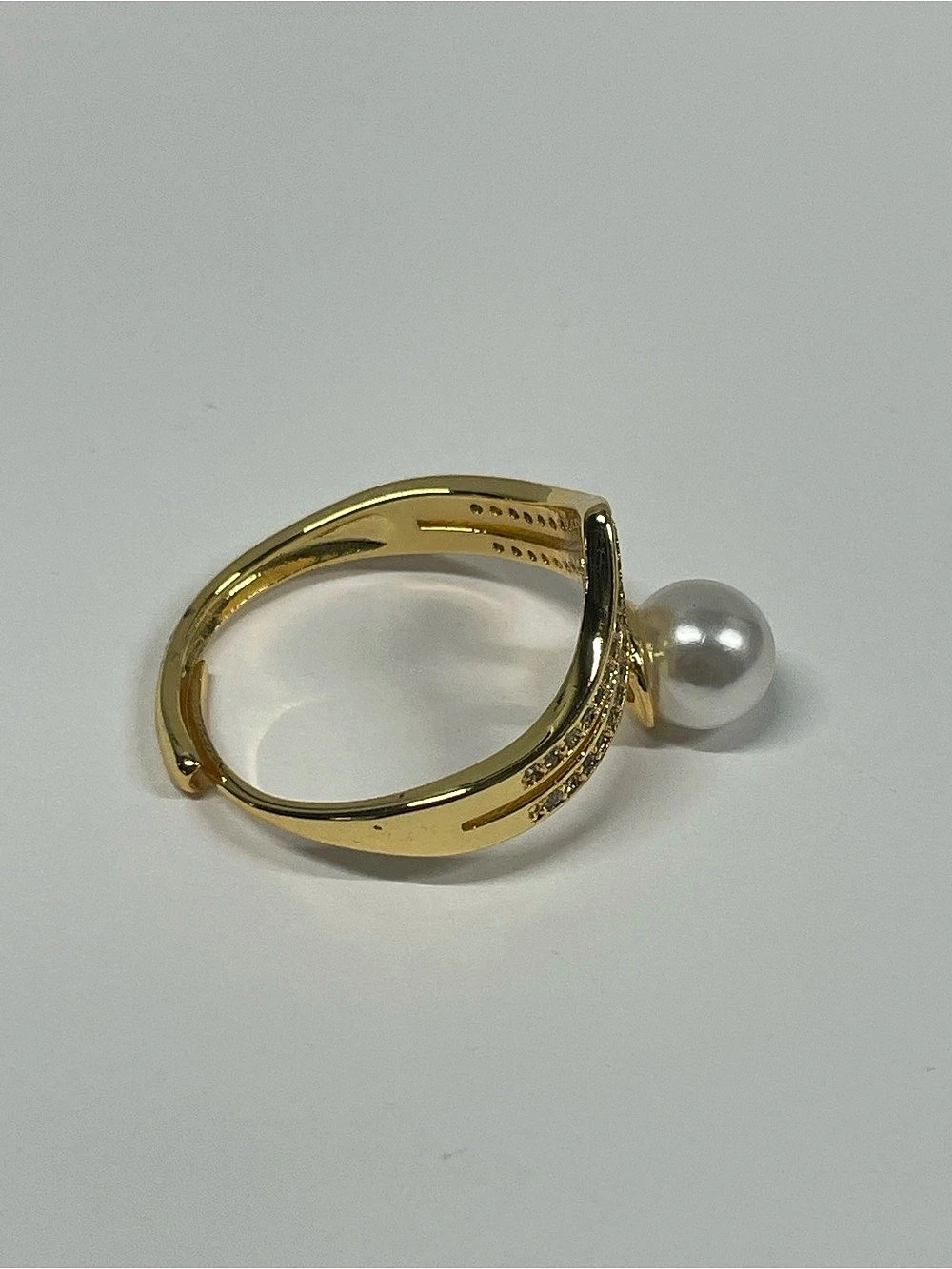 Rare Color Gold & White Pearl Statement Ring size 6 or Adjustable. - Picture 6 of 7